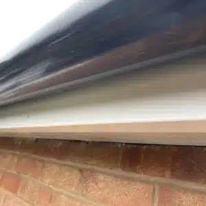 Clean fascias after professional cleaning